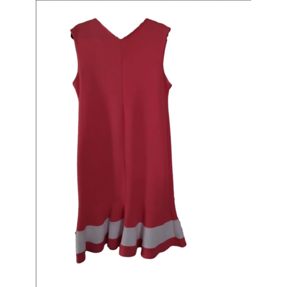 💝💗Selby and Palmer Midi Dress - Ruffled bottom💕💔 - Picture 3 of 6